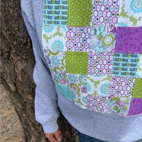 NWOT Hand Crafted gray sweatshirt with quilted patch - Picture 6 of 15